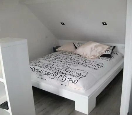 Yinloft Appartement Sainte-Gemme-Moronval Buitenkant foto